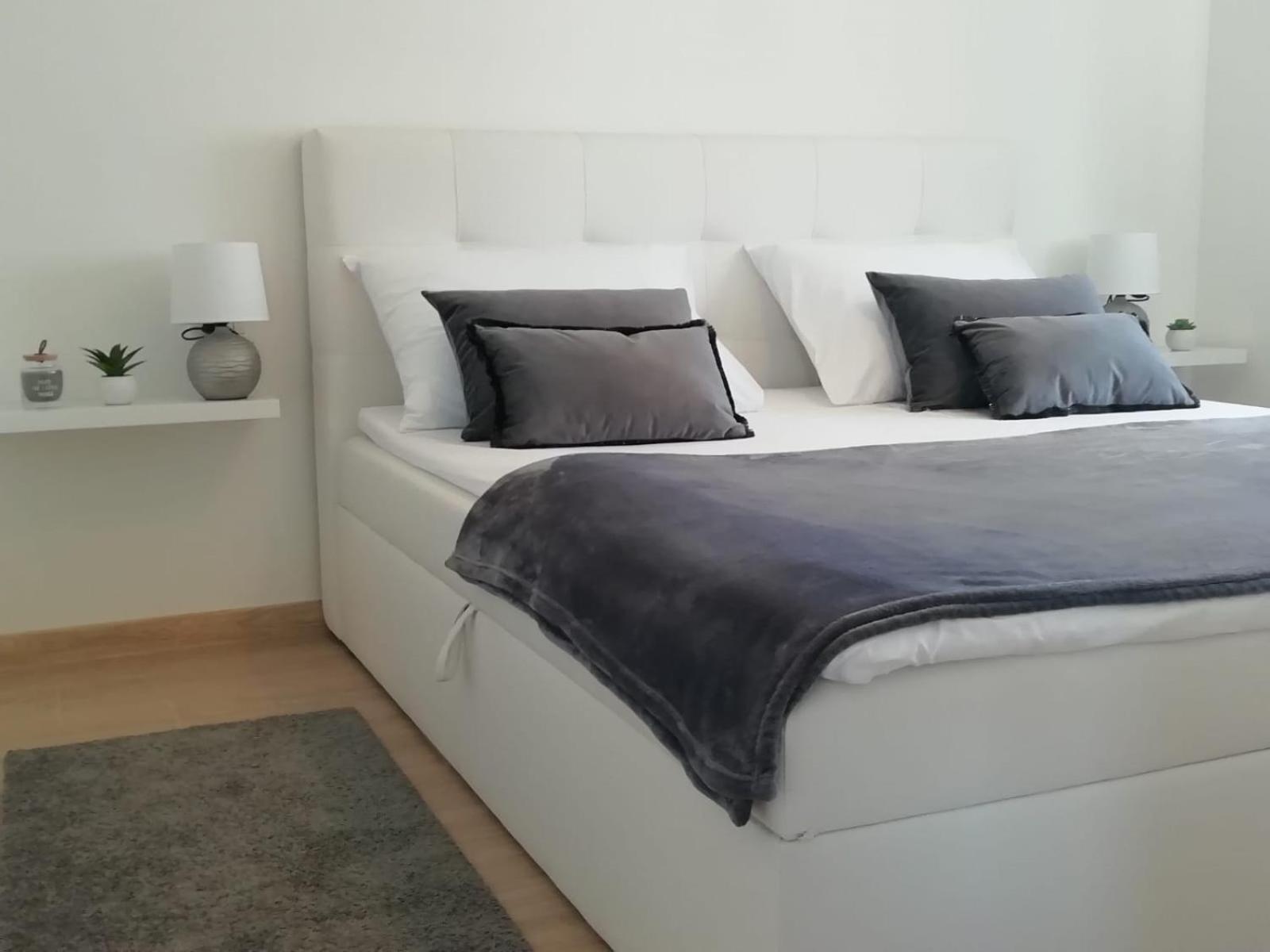 Apartments Maella Задар Номер фото